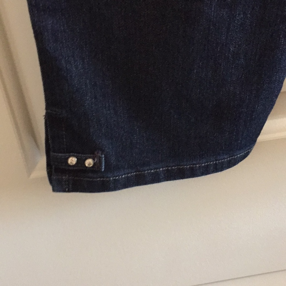 NYDJ Capri Pants - Picture 3 of 6
